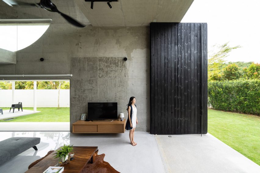 Bewboc House by Fabian Tan doors