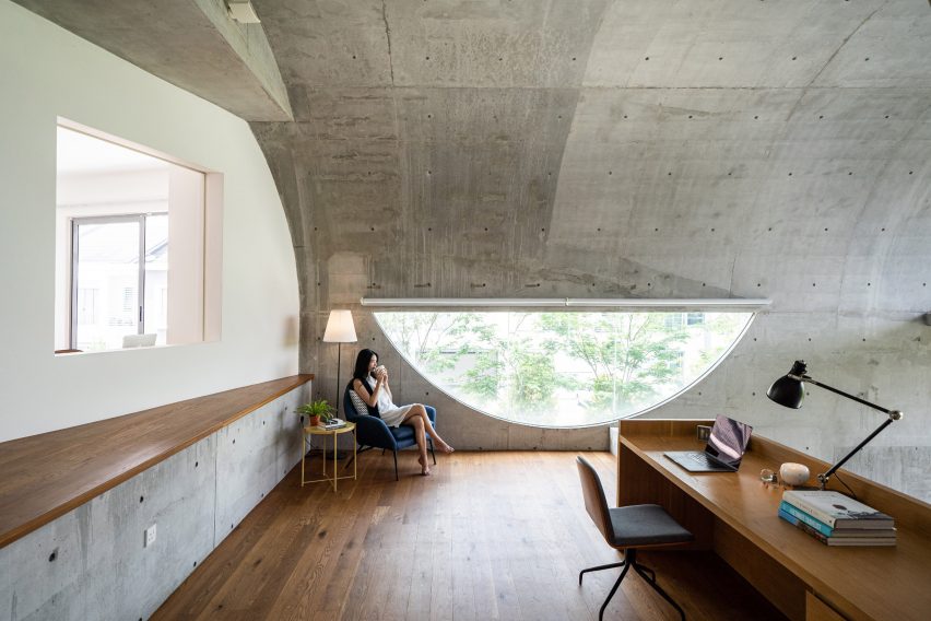 Bewboc House by Fabian Tan window