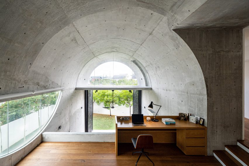 Bewboc House by Fabian Tan window
