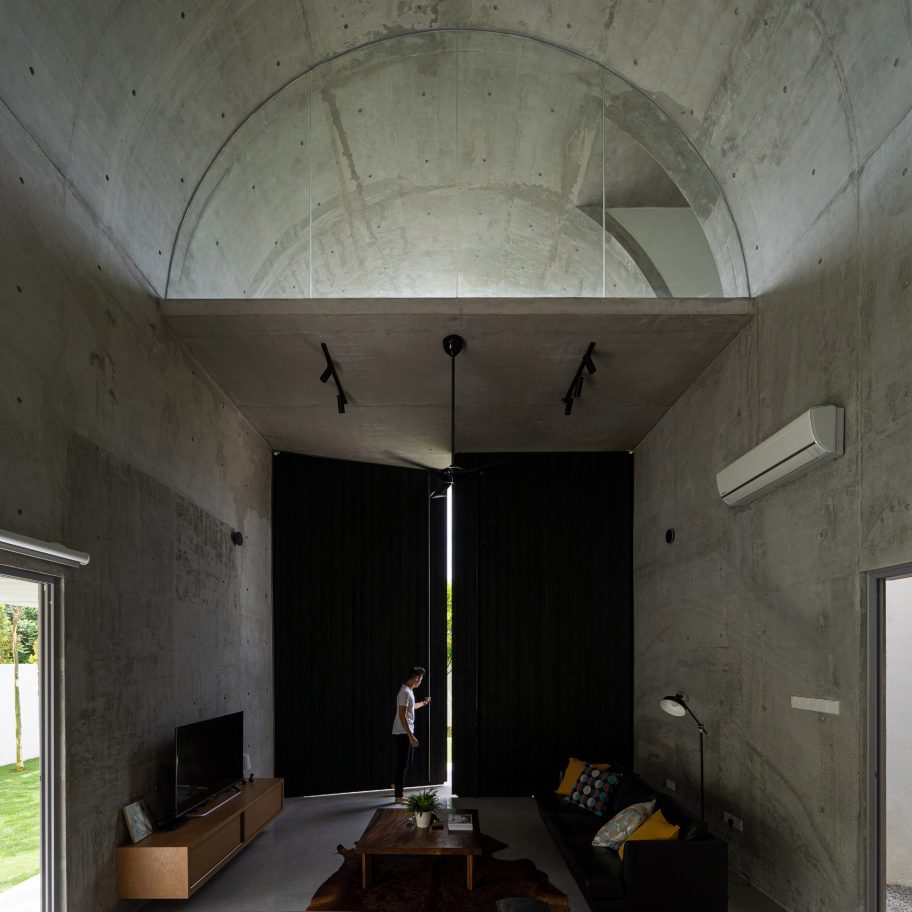 Bewboc House by Fabian Tan