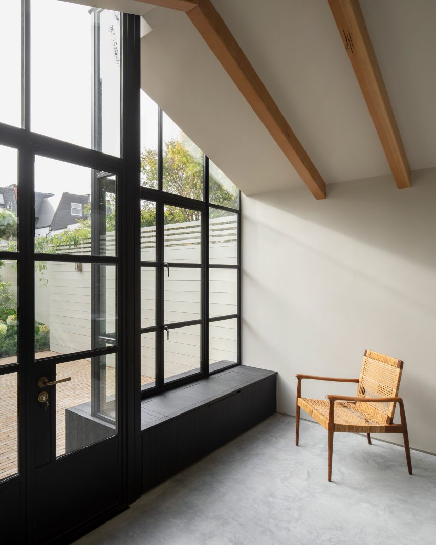 Burnt House by Will Gamble Architects and Smith & Butler window seat