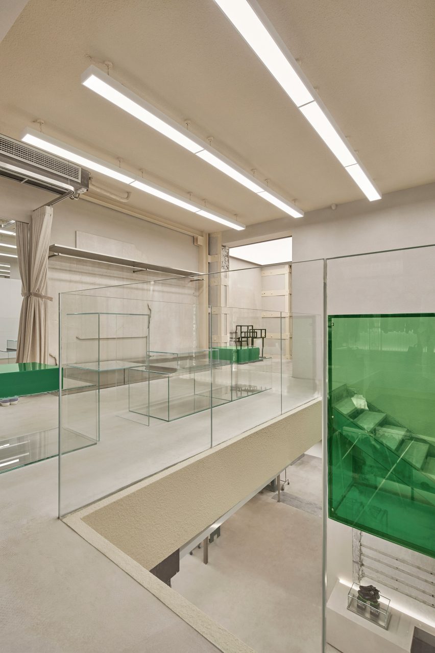 Canal St store by Sò Studio