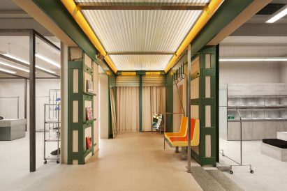 Canal St store by Sò Studio