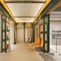 Canal St store by Sò Studio