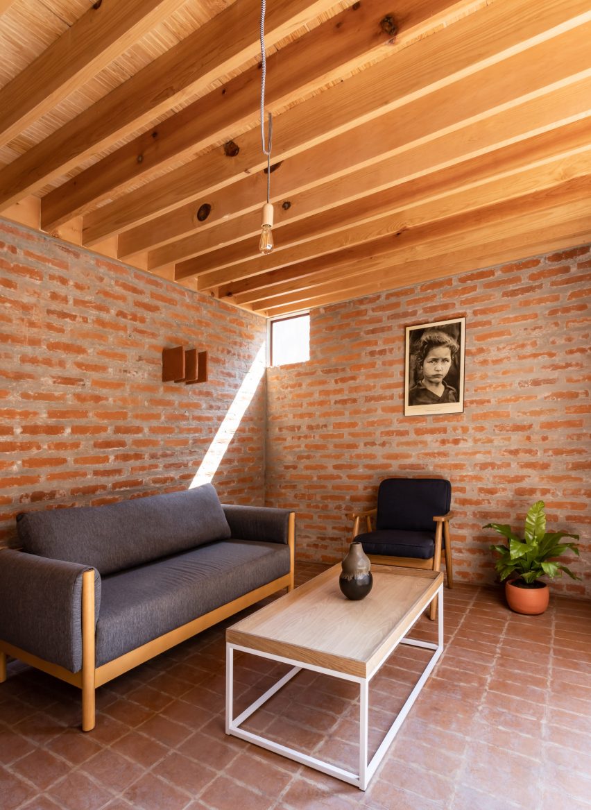 Casa Nakasone by Escobedo Soliz