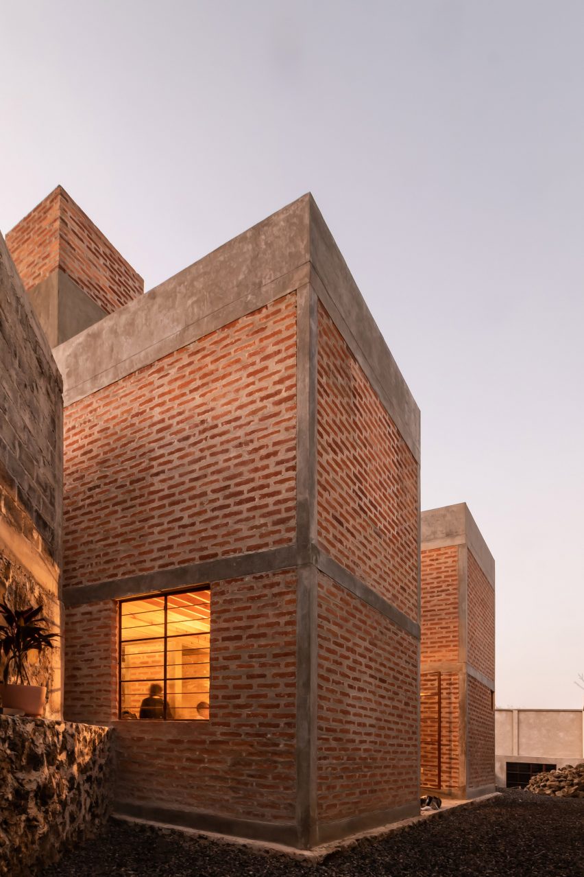 Casa Nakasone by Escobedo Soliz