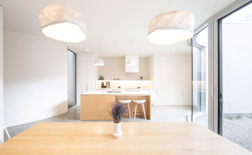 deNormanville by Thomas Balaban Architect