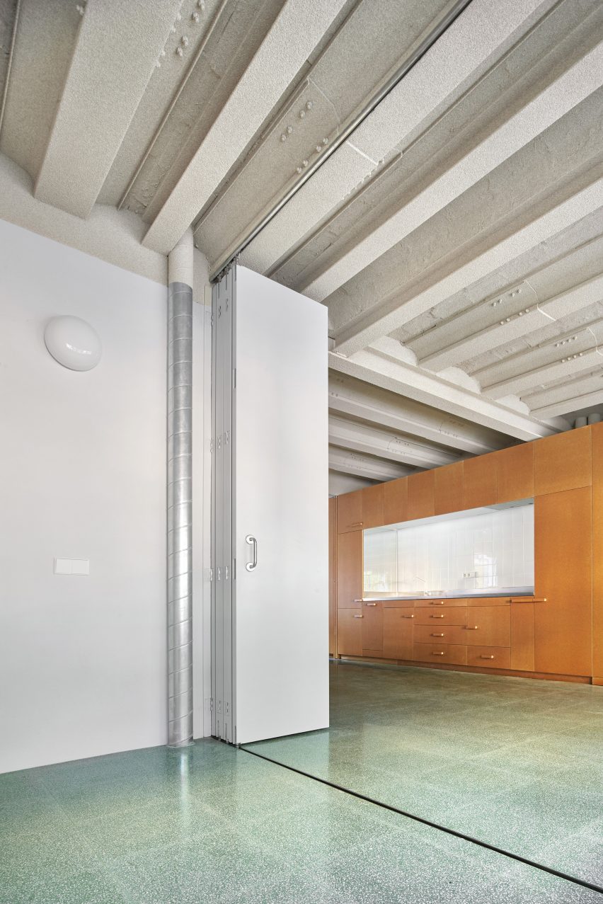 First floor living space with partition