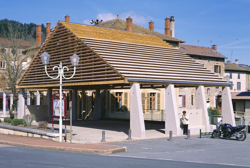 Lamure-Sur-Azergues covered market by Elisabeth Polzella