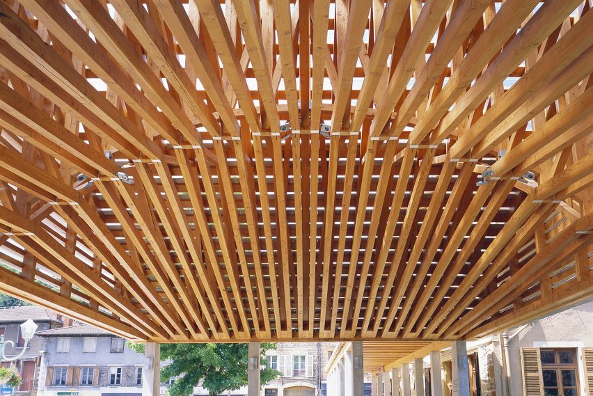 Lamure-Sur-Azergues covered market by Elisabeth Polzella