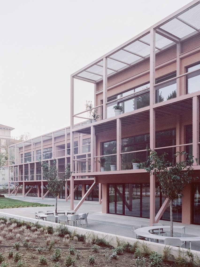Enrico Fermi School by BDR bureau