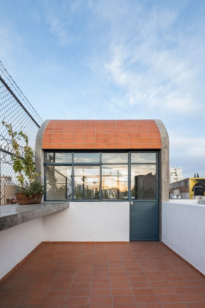 House B836 by Delfino Lozano