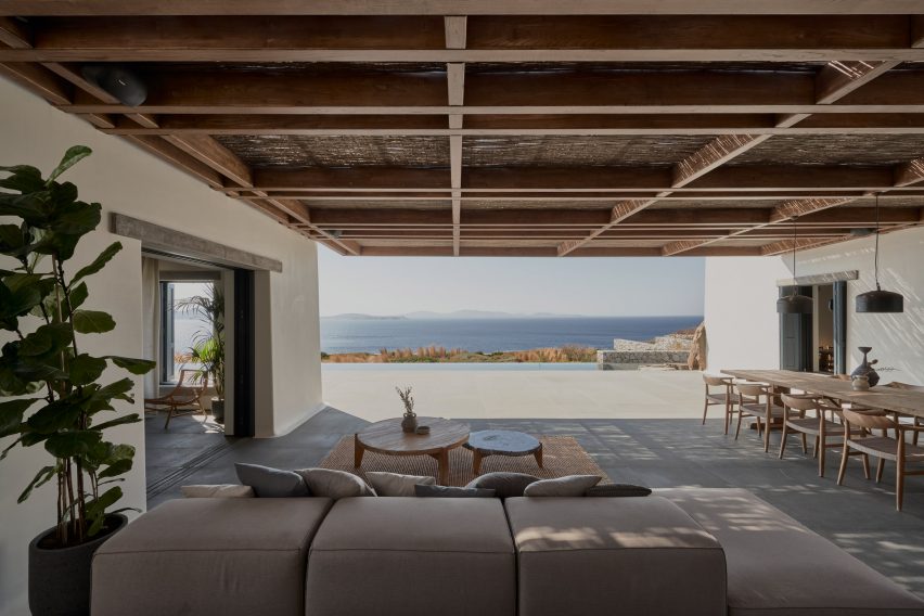 Villa Mandra by K-Studio