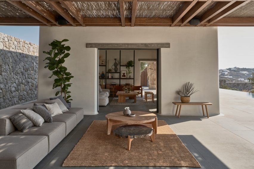 Villa Mandra by K-Studio