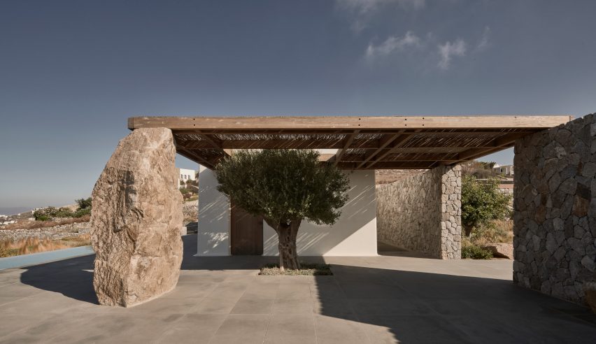 Villa Mandra by K-Studio