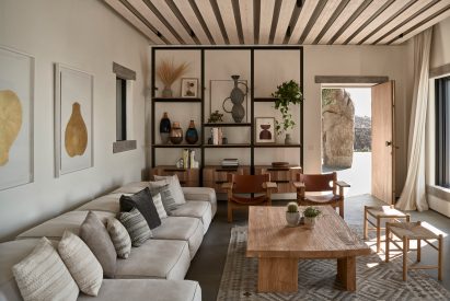 Villa Mandra by K-Studio