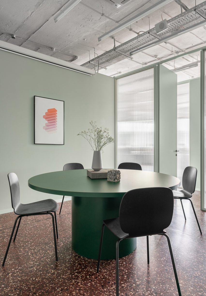 Kovalska office designed by Artem Trigubchak and Lera Brumina