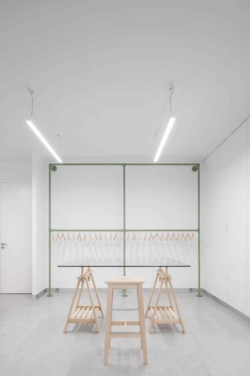 Lavandaria Morinha laundrette designed by Stu.dere