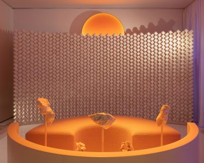 Mále Uribe Forés makes "living" wall tiles from Chilean desert salt