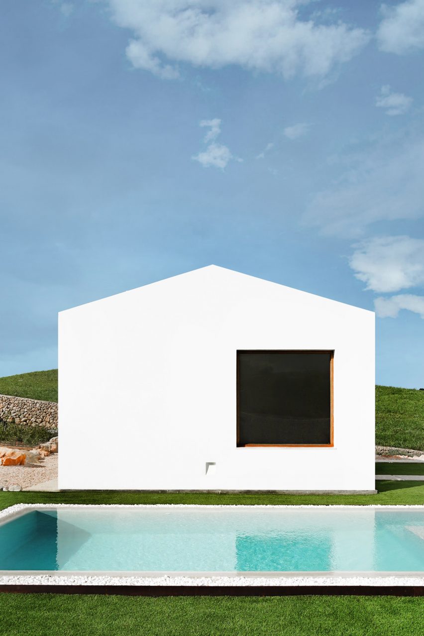 Menorca House by Marina Senabre
