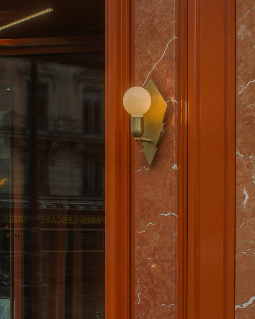 Nolinski restaurant in Paris, designed by John Whelan