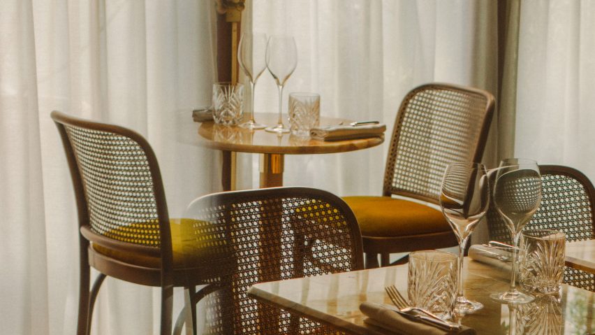 Nolinski restaurant in Paris, designed by John Whelan