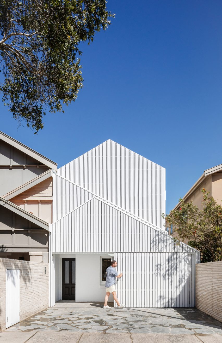 North Bondi House by James Garvan Architecture