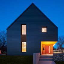 Passive House by Robert Arlt