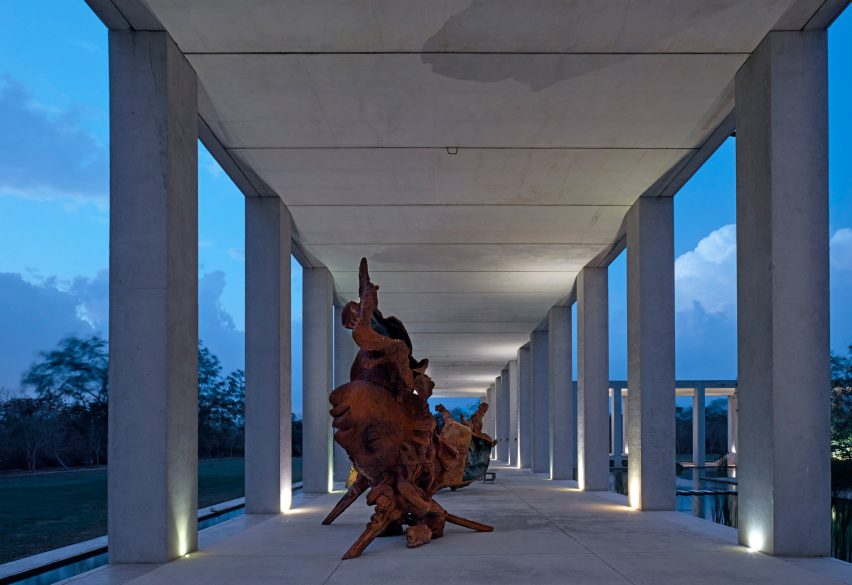 Plantel Matilde by Javier Marín and Arcadio Marín