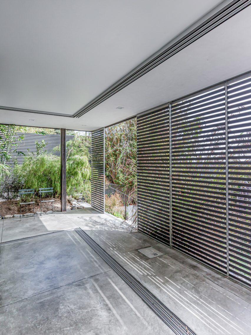 Ramar Residence and Studio by Saez Pedraja