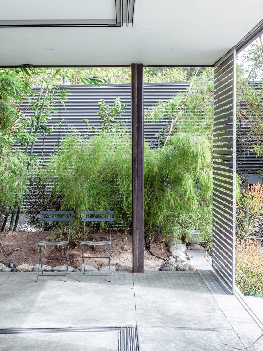 Ramar Residence and Studio by Saez Pedraja