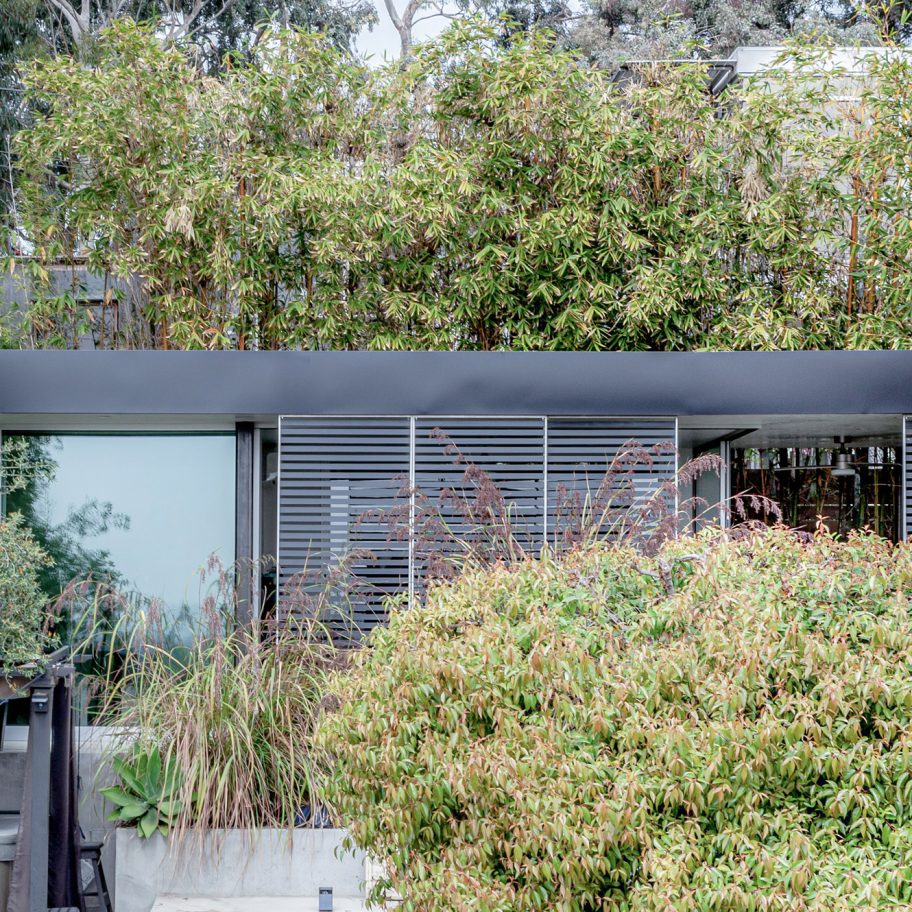 Ramar Residence and Studio by Saez Pedraja