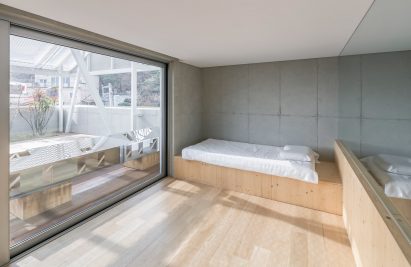 Shaded Rooftop House by BCHO Partners