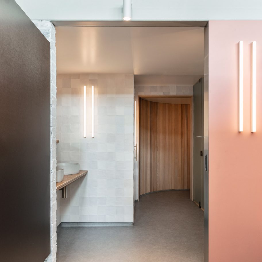 Shelter wellness centre designed by Esoteriko