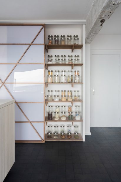 Spinmolenplein apartment by Jürgen Vandewalle