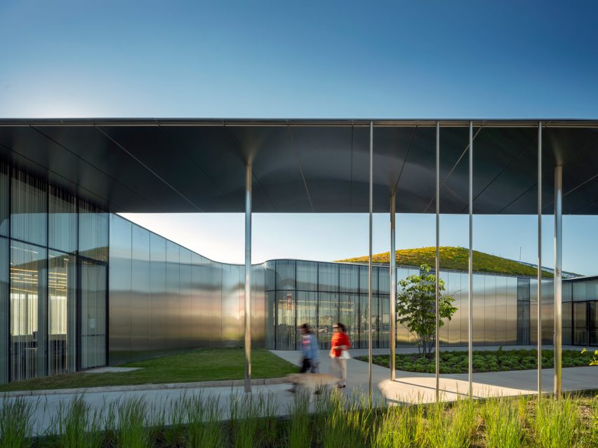 Springdale Library by RDH Architects