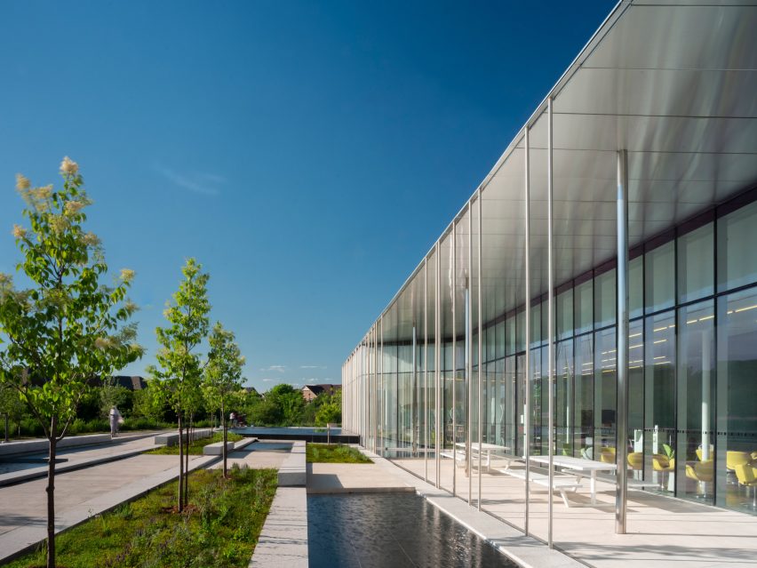 Springdale Library by RDH Architects