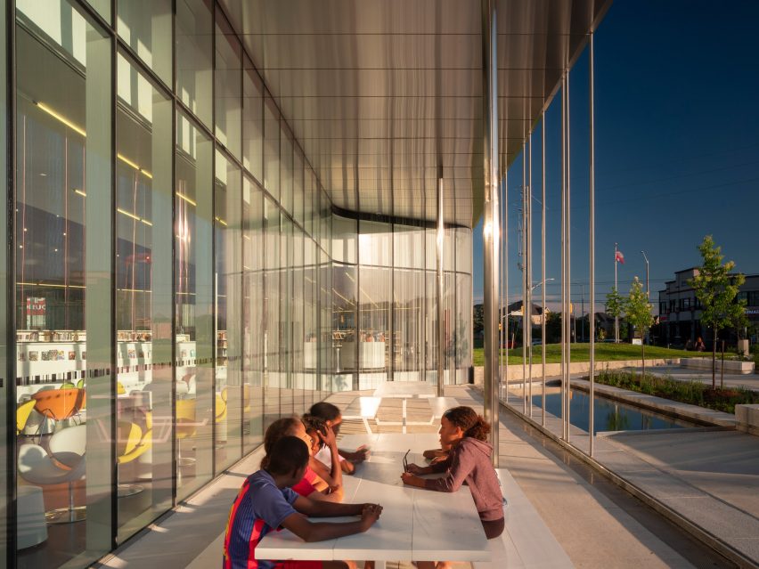 Springdale Library by RDH Architects