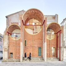 Emergency Scenery public shelter in Olot by Unparelld'arquitectes