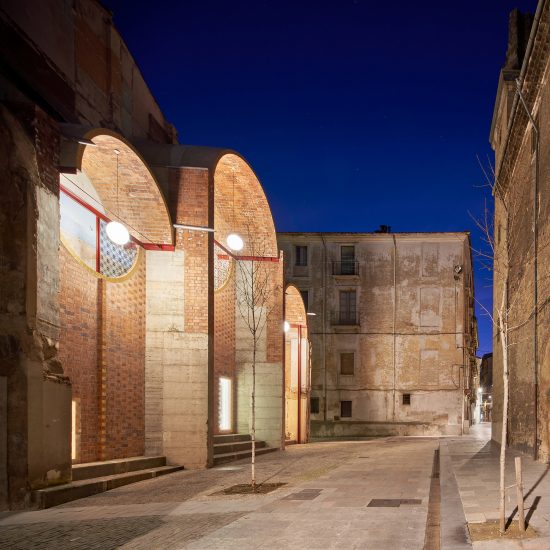 Emergency Scenery public shelter in Olot by Unparelld'arquitectes