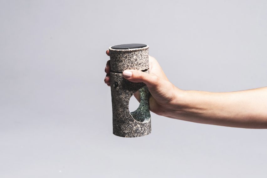 Mexican students design low-cost solar lamps for people without electricity