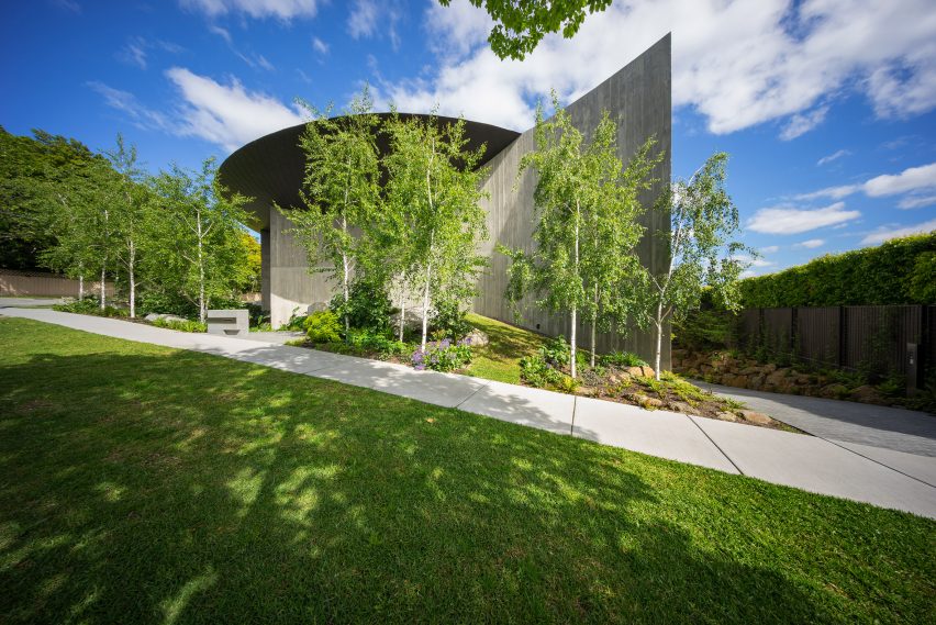 Towers Road House by Wood Marsh