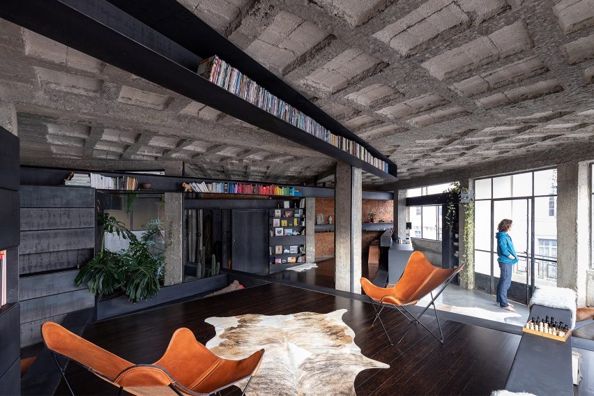 A Forest House by Aquiles Jarrín