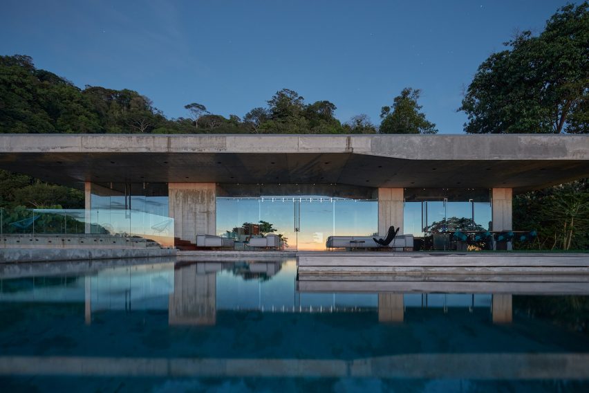 Art Villa by Refuel works