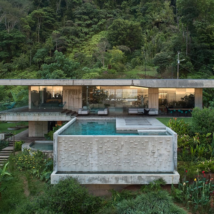 Art Villa by Refuel works