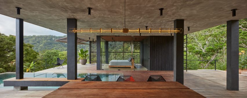 Atelier Villa by Formafatal