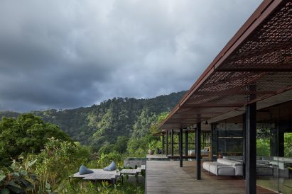 Atelier Villa by Formafatal