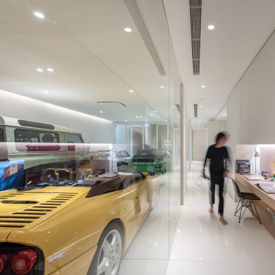 Car house roudnup dezeen