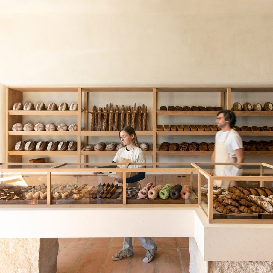 BreadBlok by Commune
