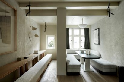 Canal house in Amsterdam by Thomas Geerlings of Framework Studio